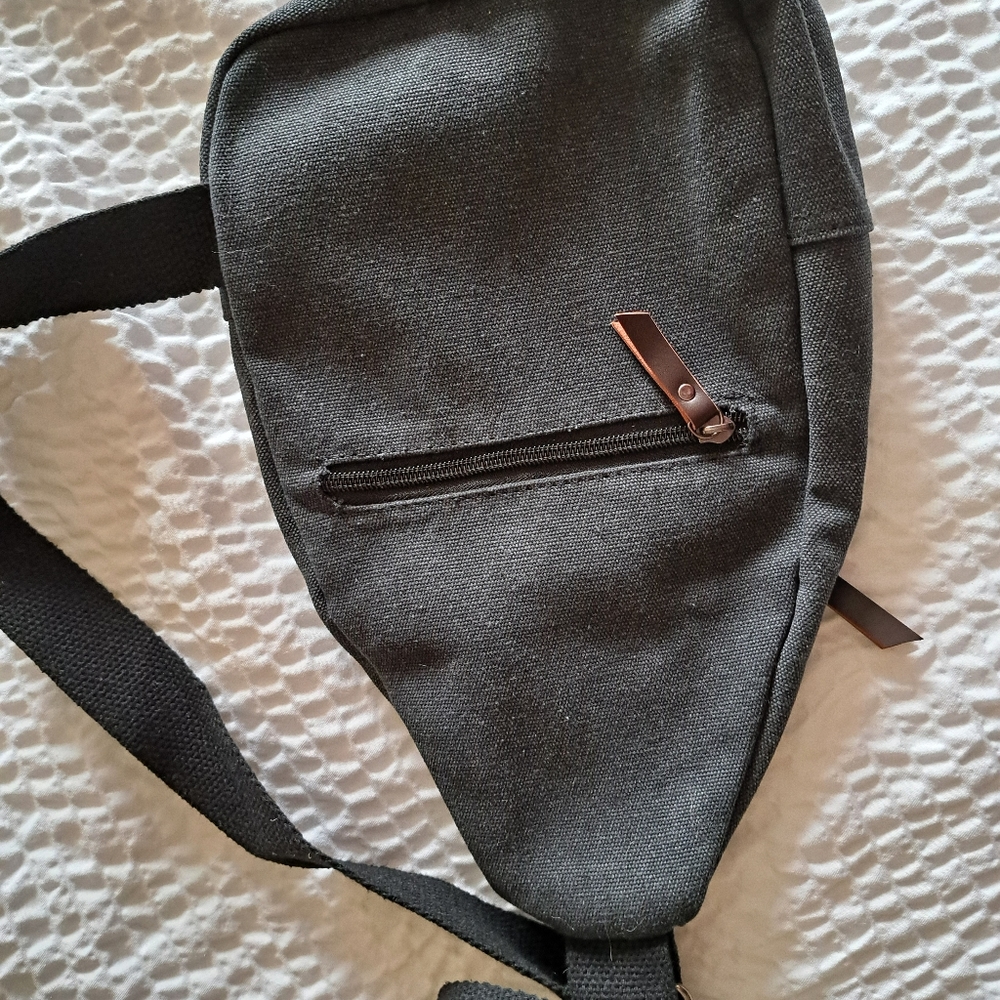 Cross body, shoulder sling bag